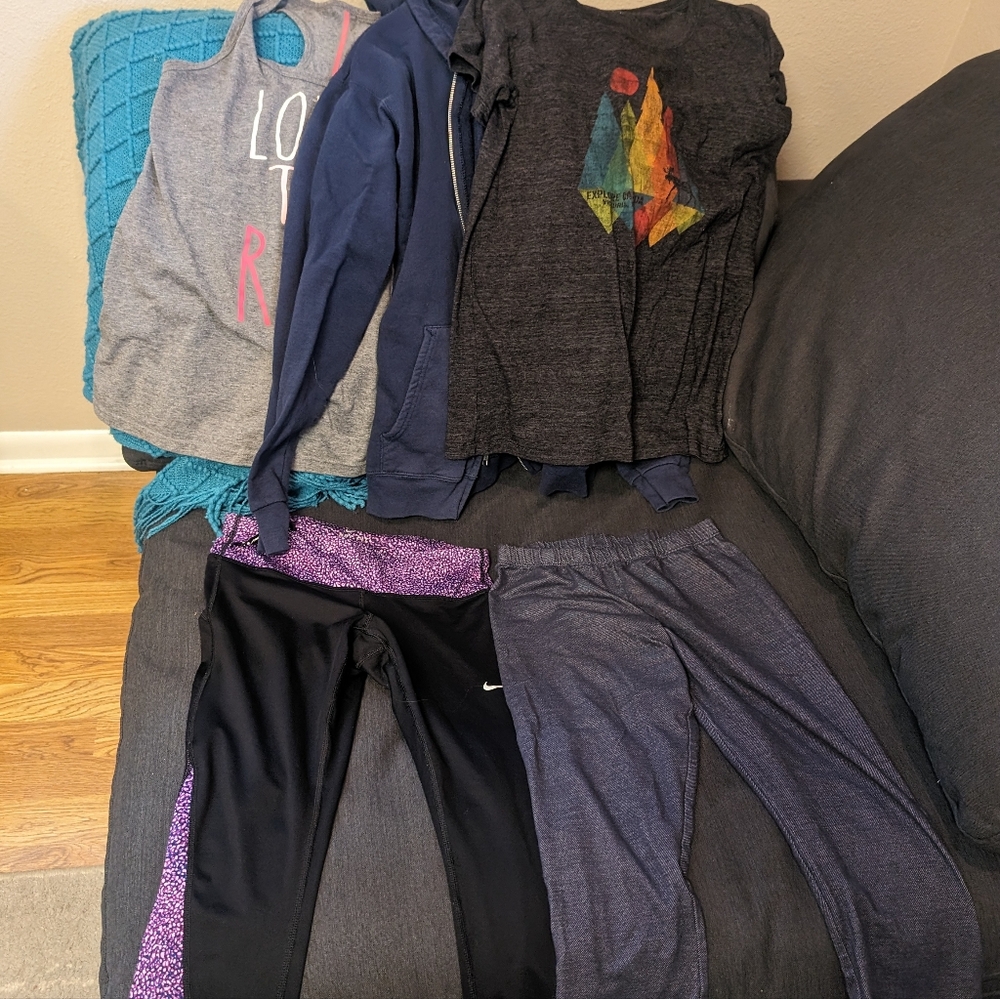 Women's or juniors size M workout gym clothes